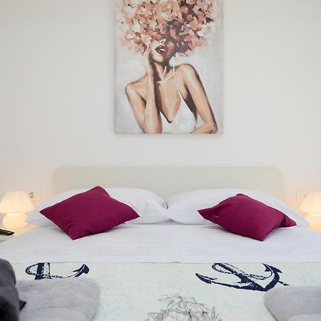 Barbara'S Garden Apartment ดูบรอฟนิก ภายนอก รูปภาพ