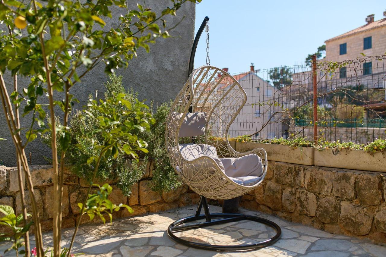 Barbara'S Garden Apartment ดูบรอฟนิก ภายนอก รูปภาพ