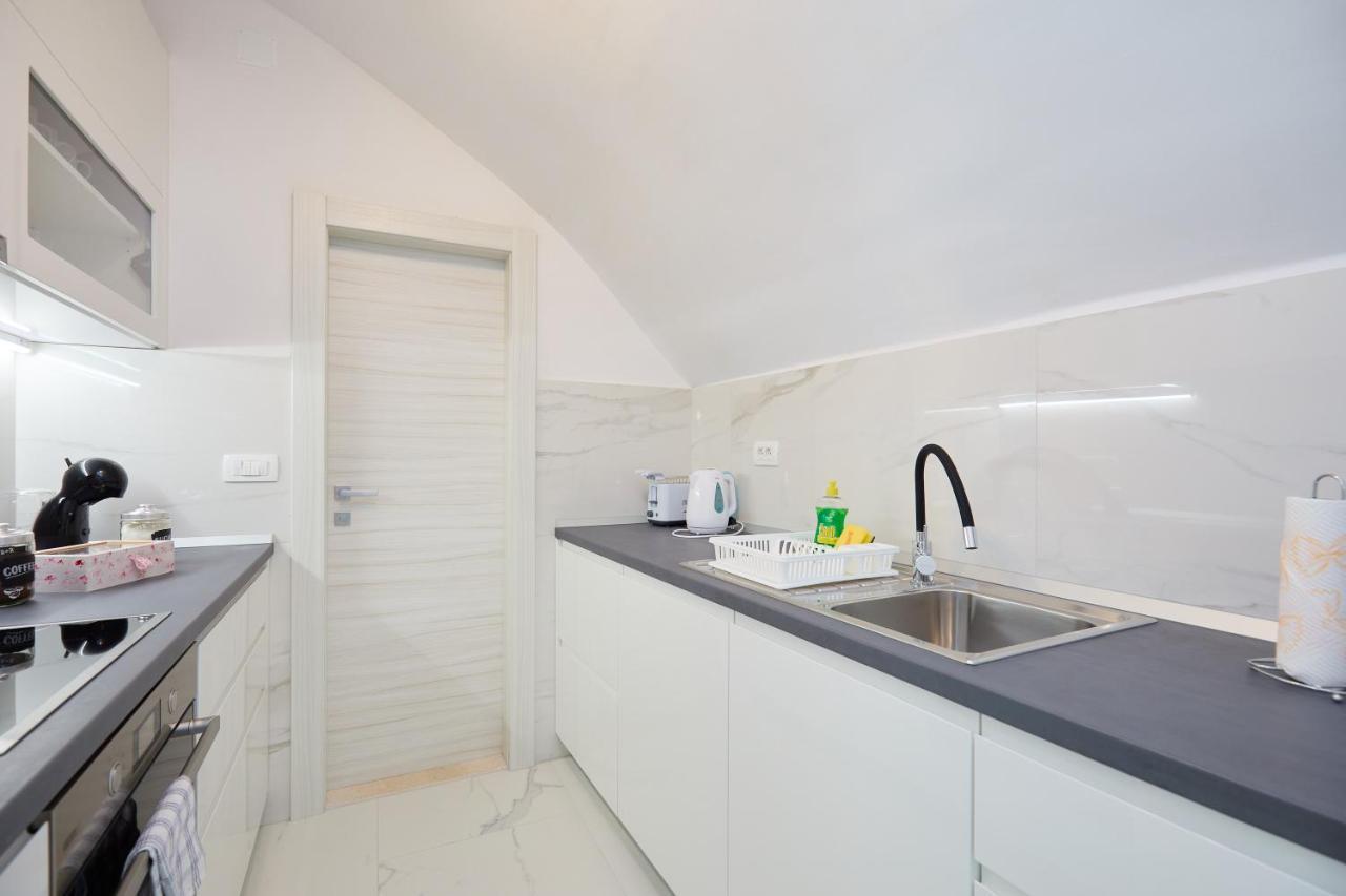 Barbara'S Garden Apartment ดูบรอฟนิก ภายนอก รูปภาพ