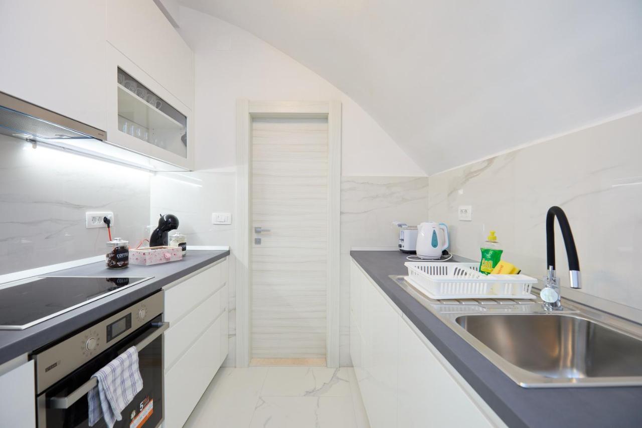 Barbara'S Garden Apartment ดูบรอฟนิก ภายนอก รูปภาพ