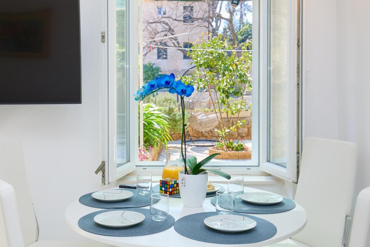Barbara'S Garden Apartment ดูบรอฟนิก ภายนอก รูปภาพ